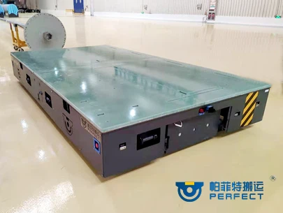 Veicolo da trasporto esterno senza cingoli da 5 tonnellate